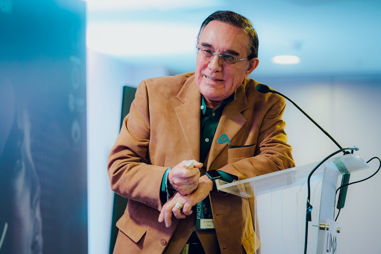 Dr. Jorge Hidalgo